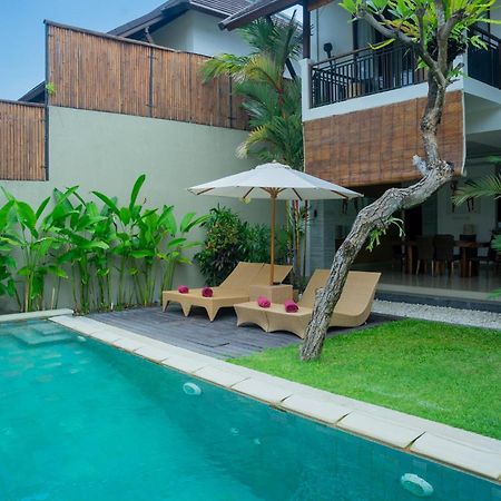 סמיניאק The Kumpi Villas מראה חיצוני תמונה